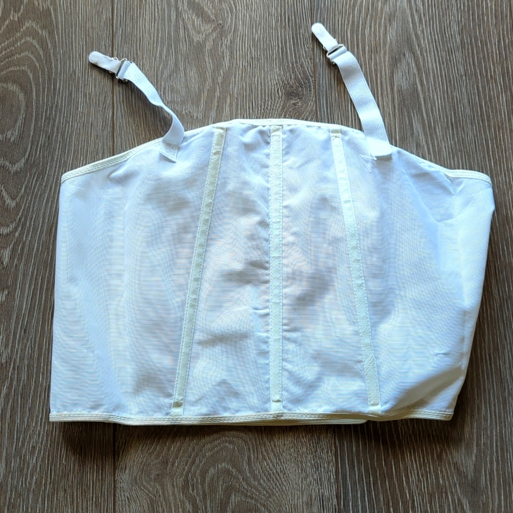 Vintage White Bustier Hand Wash Medium To Large Halloween Sabrina Carpenter